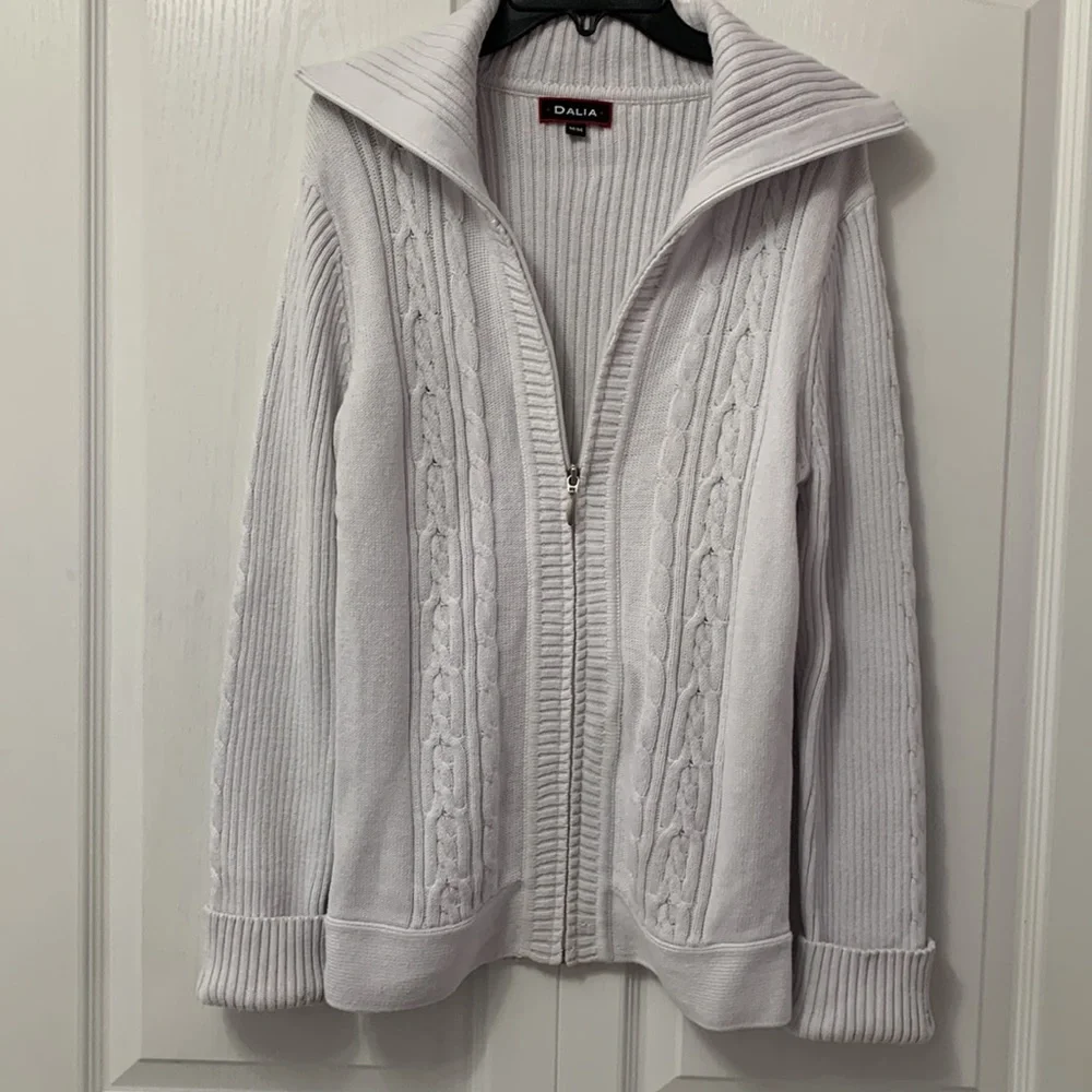 Dalia Collection ladies zip up Sweater - Picture 3 of 13